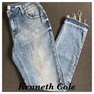 Kenneth Cole skinny Jeans